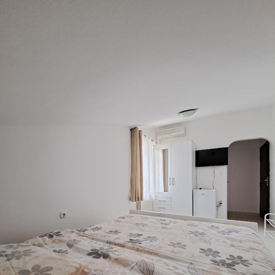 Sobe Rooms Tea Buje Eksteriør billede