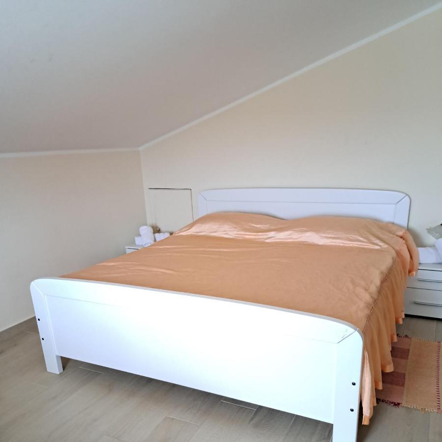 Sobe Rooms Tea Buje Eksteriør billede
